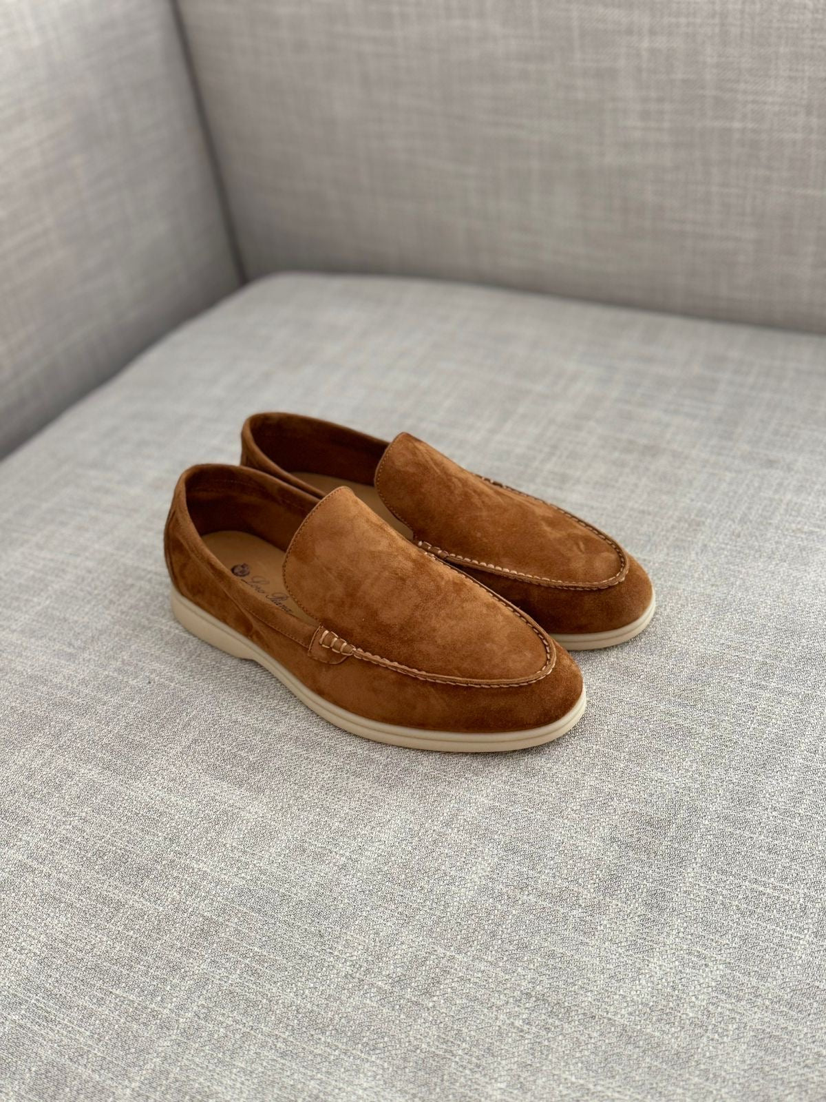Mocassins Loro Piana en Daim Cuir original
