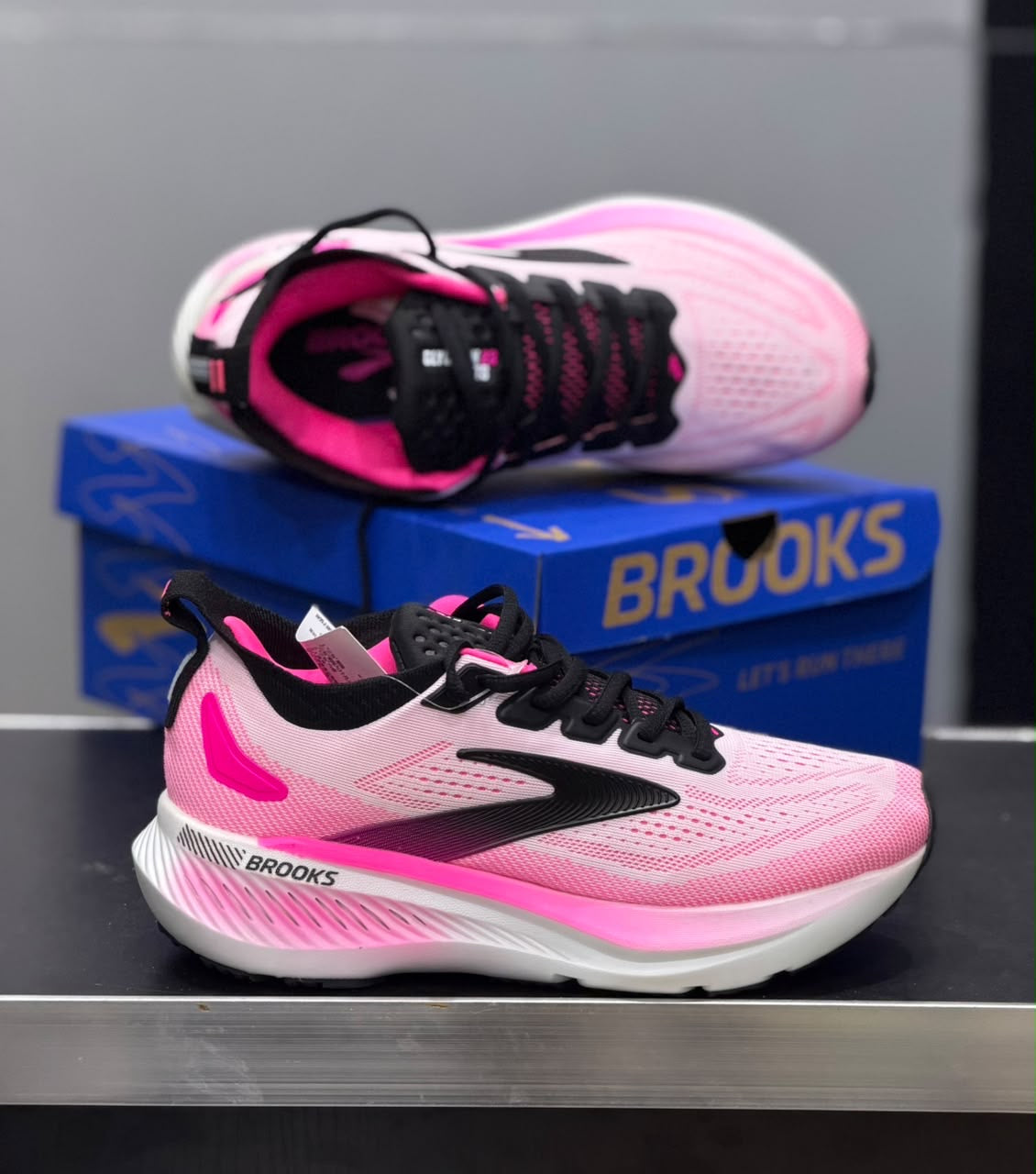 Basket trainning BROOKS Authentique