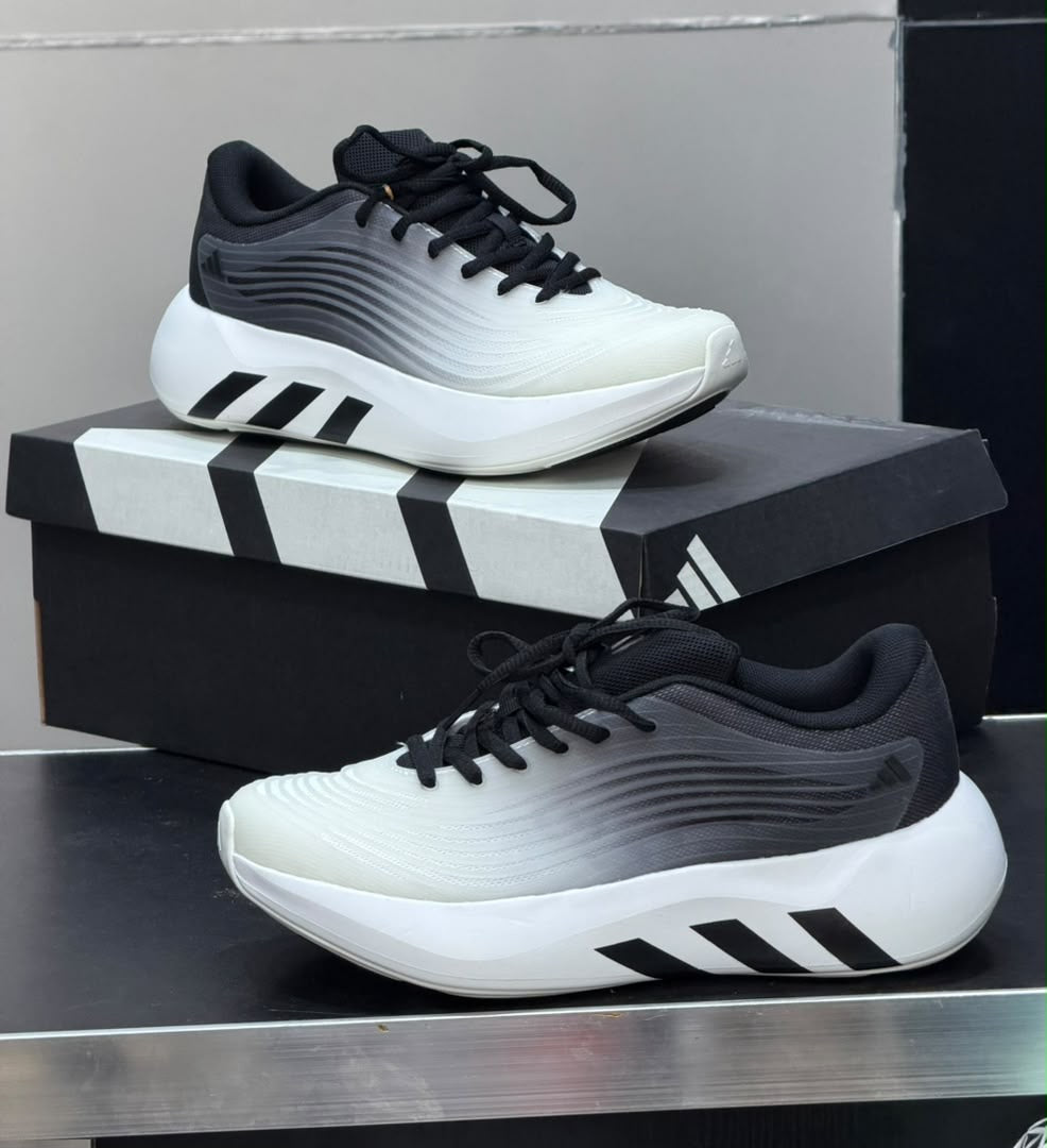 Basket Trainning Adidas  orthopédiques Authentique