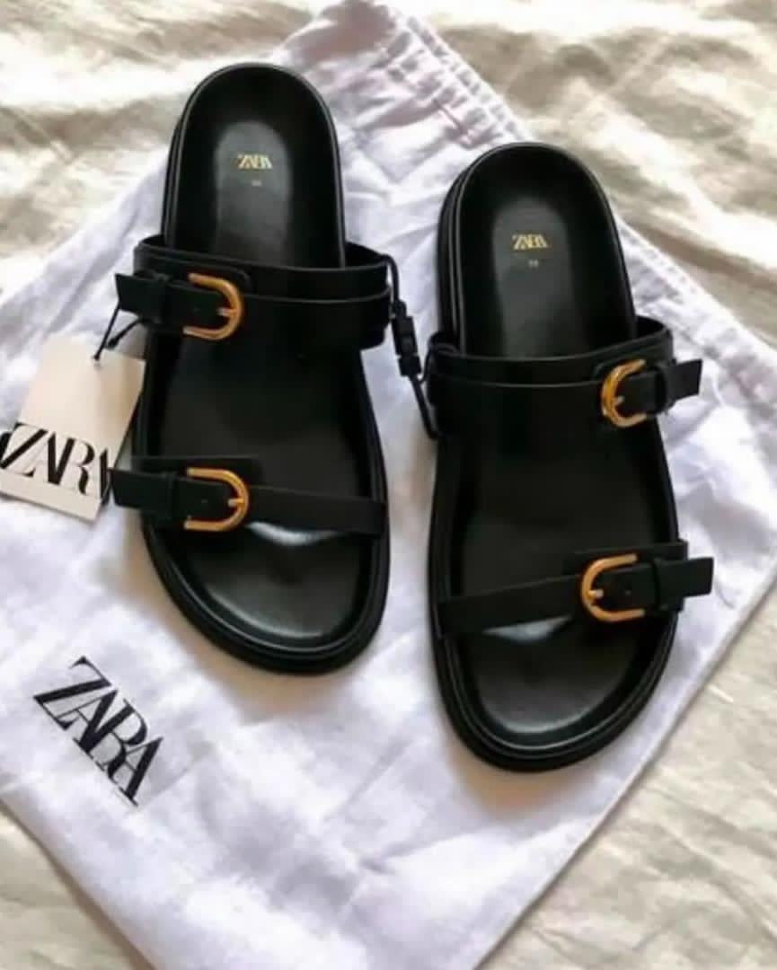 Sandales ZARA Authentique original