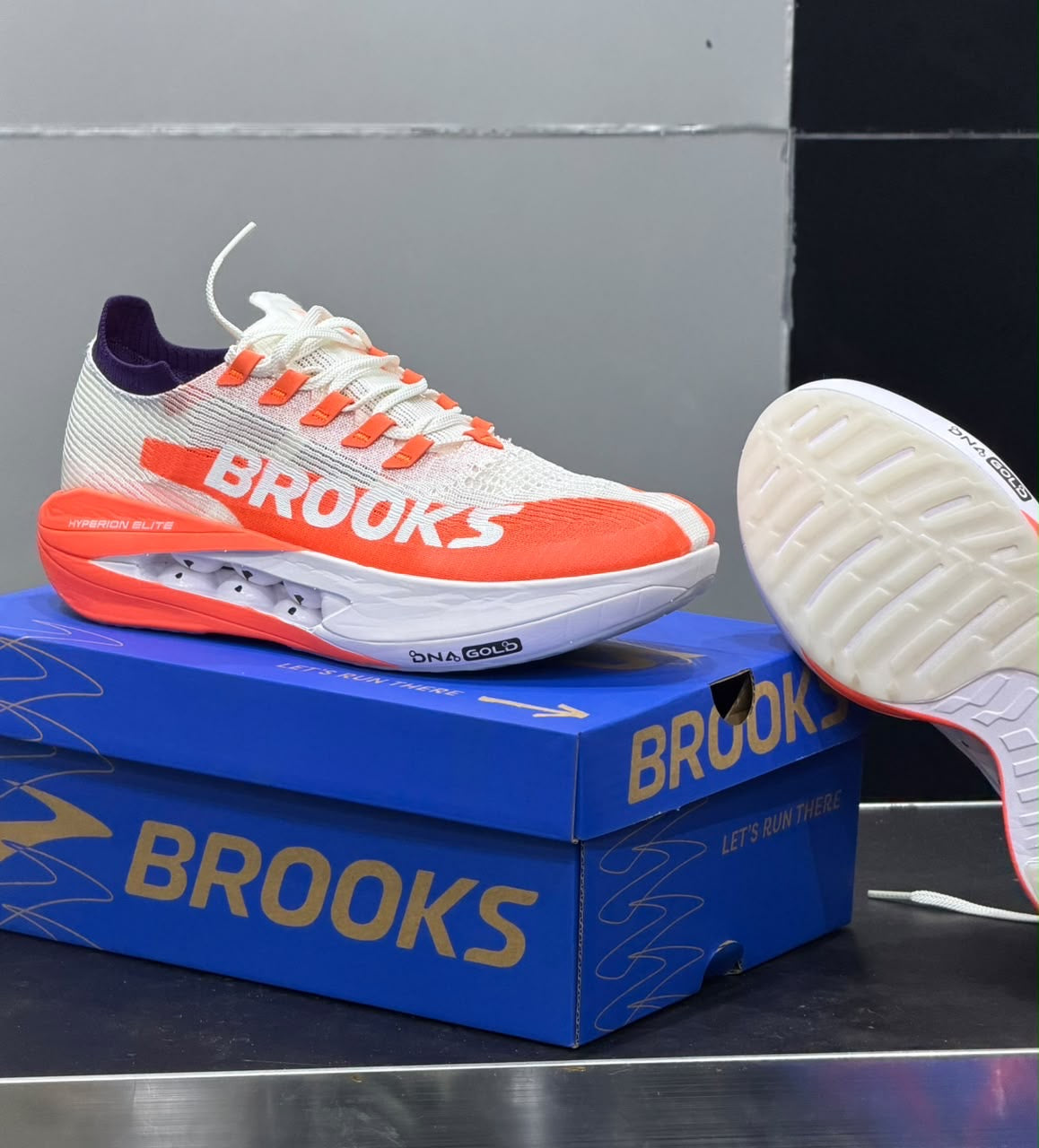 Basket Trainning BROOKS Authentique