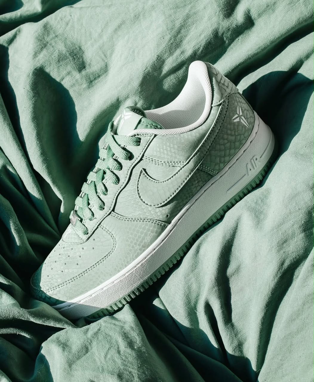 Nike Kobe Air Force One Low