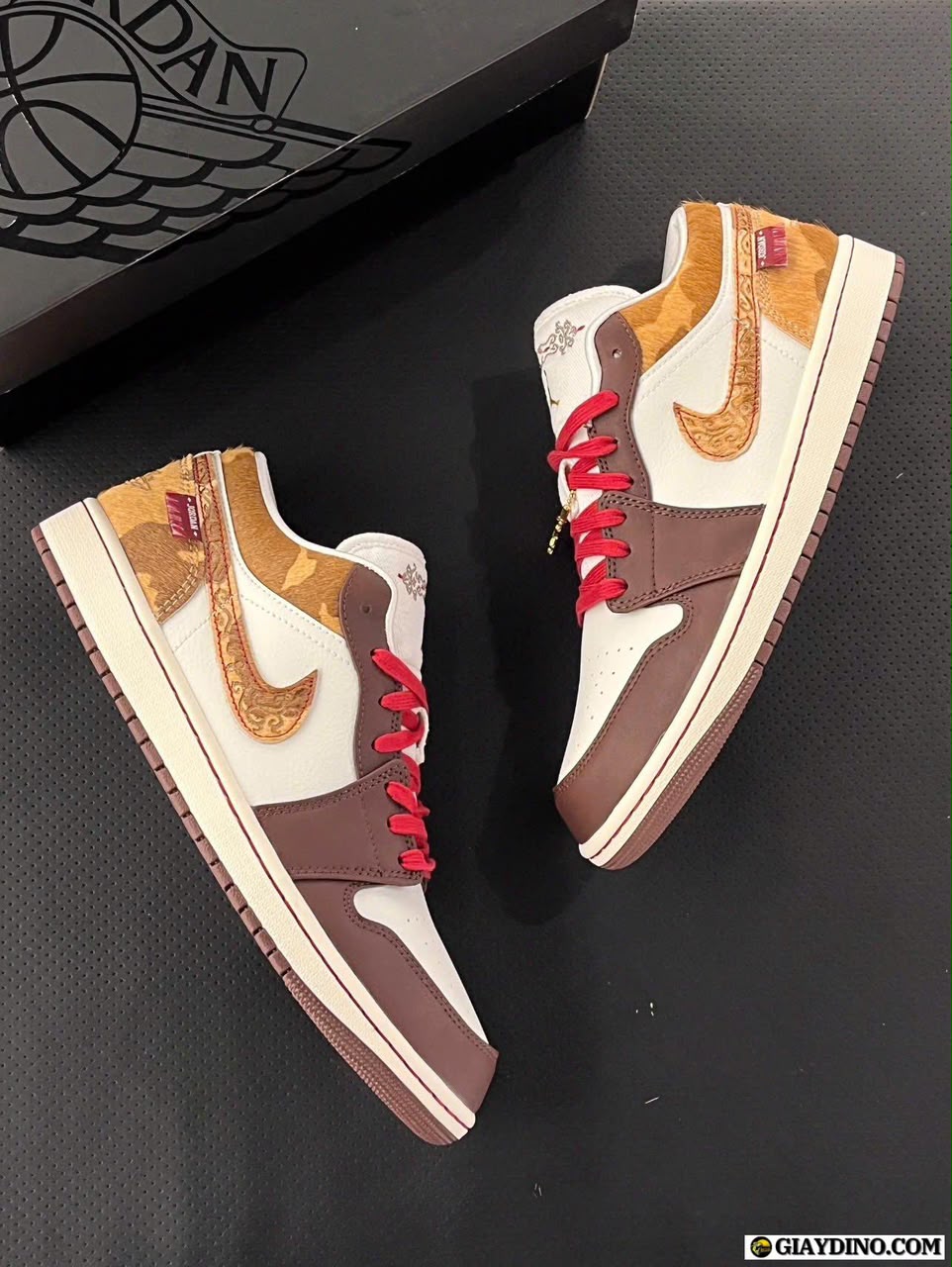 Nike Air Jordan One Low