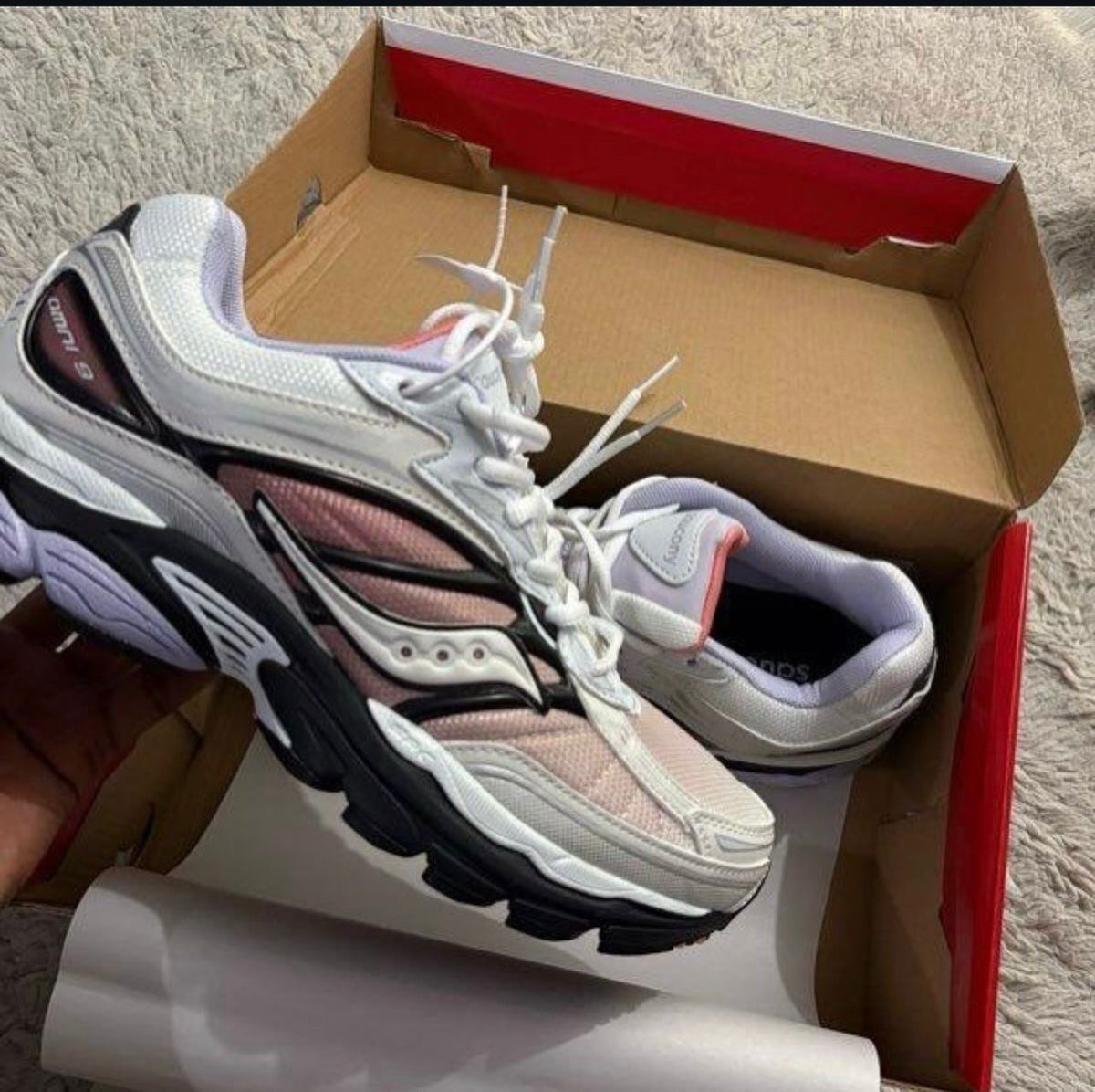 Saucony