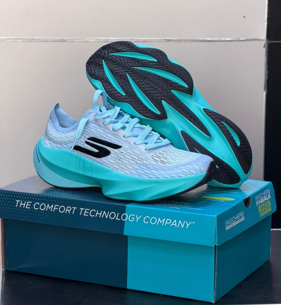Basket Sketchers orthopédiques Authentique