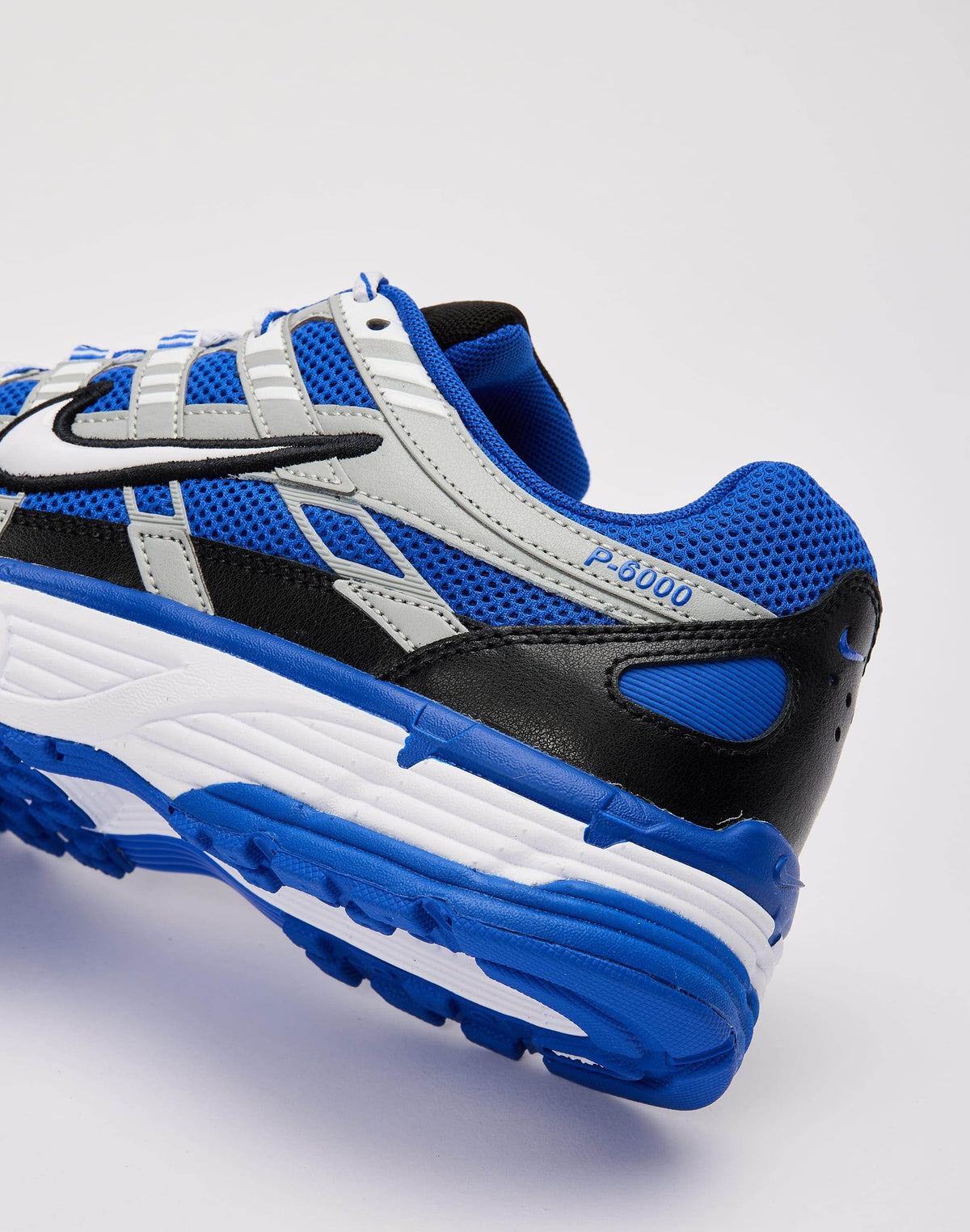 Nike P6000
