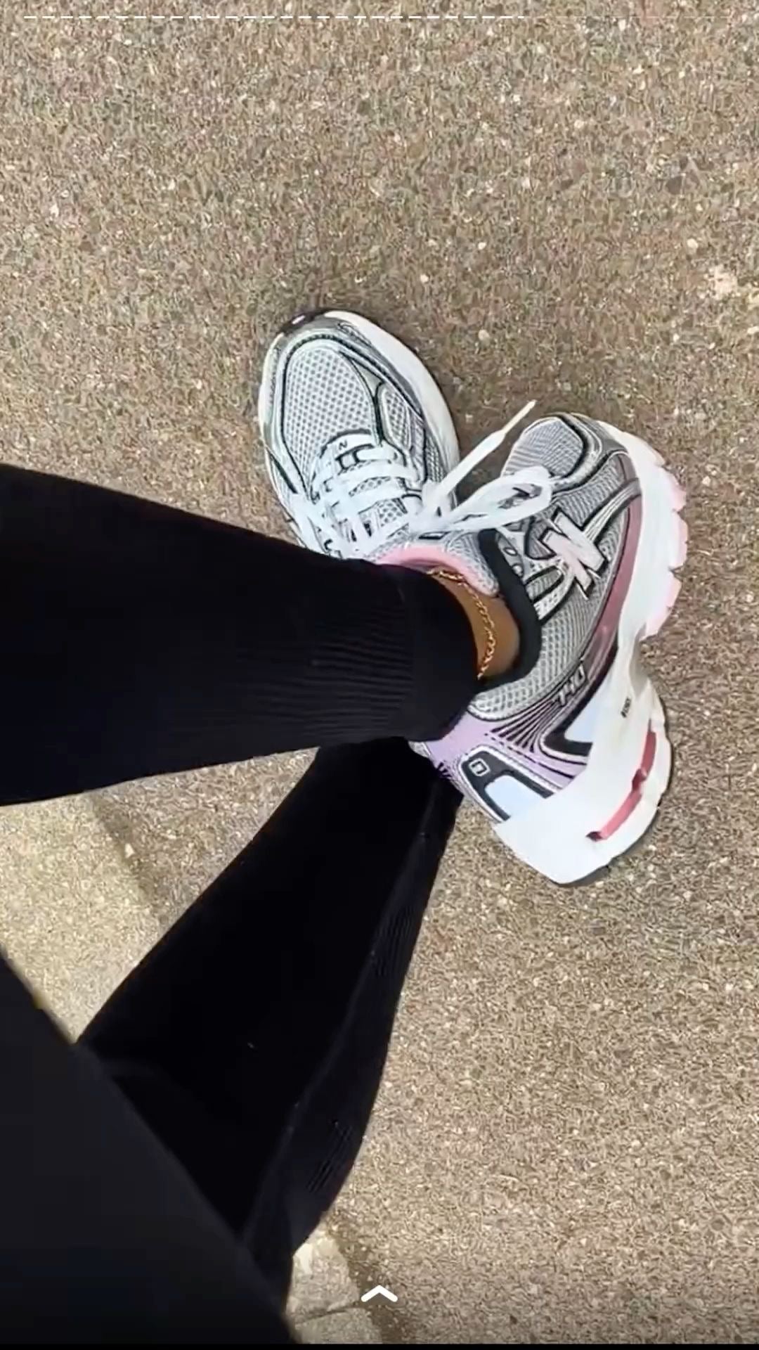 New Balance ⚖️ 7️⃣4️⃣0️⃣