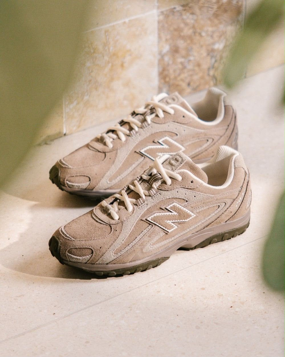 New Balance 204L