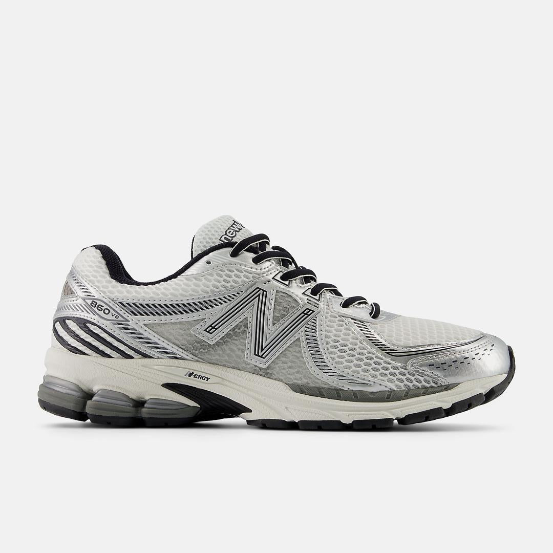 New Balance ⚖️ 860V2