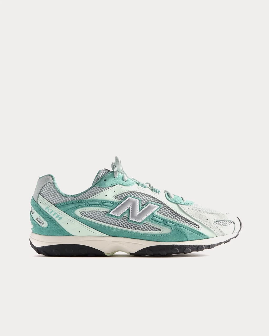 New Balance 204L