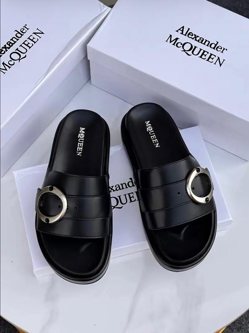 Sandales MC Queen authentique