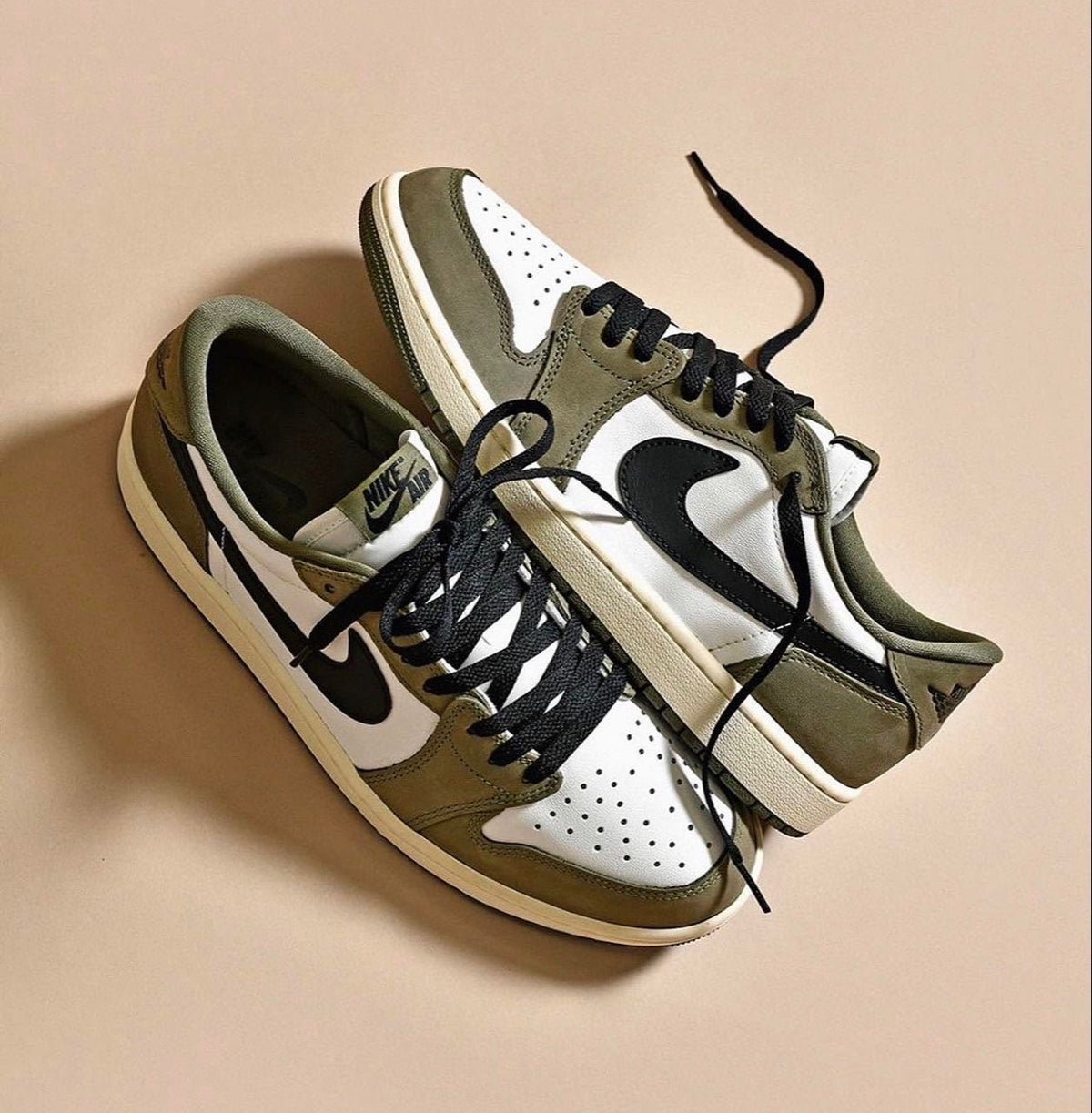 Nike Jordan One Low
