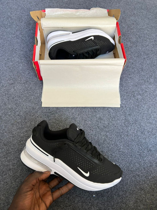 Nike Air Max Authentique