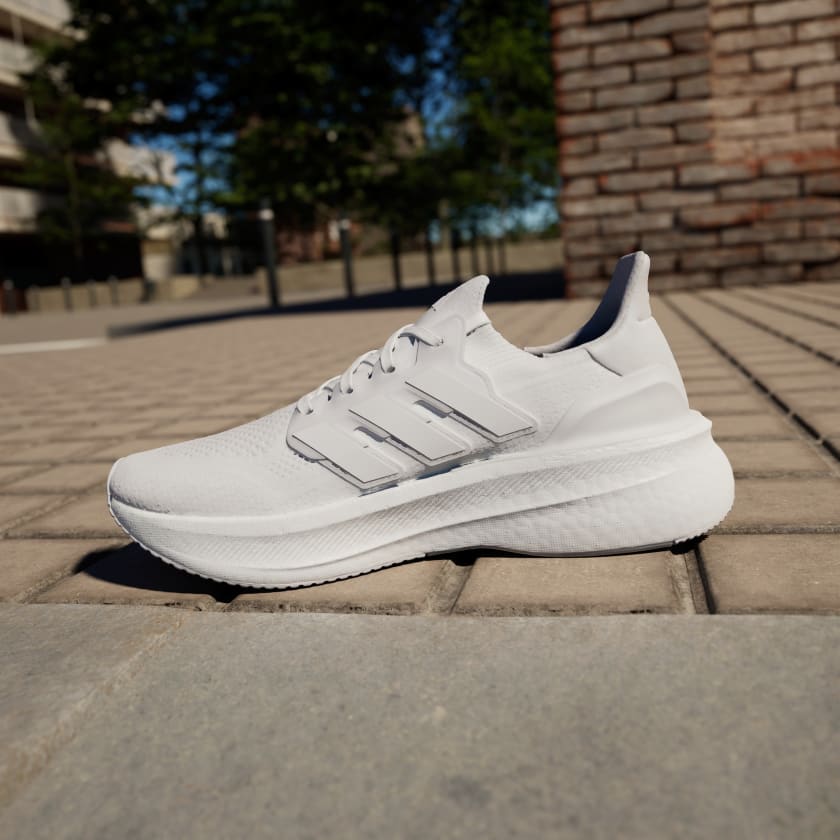 Adidas UltraBoost 5