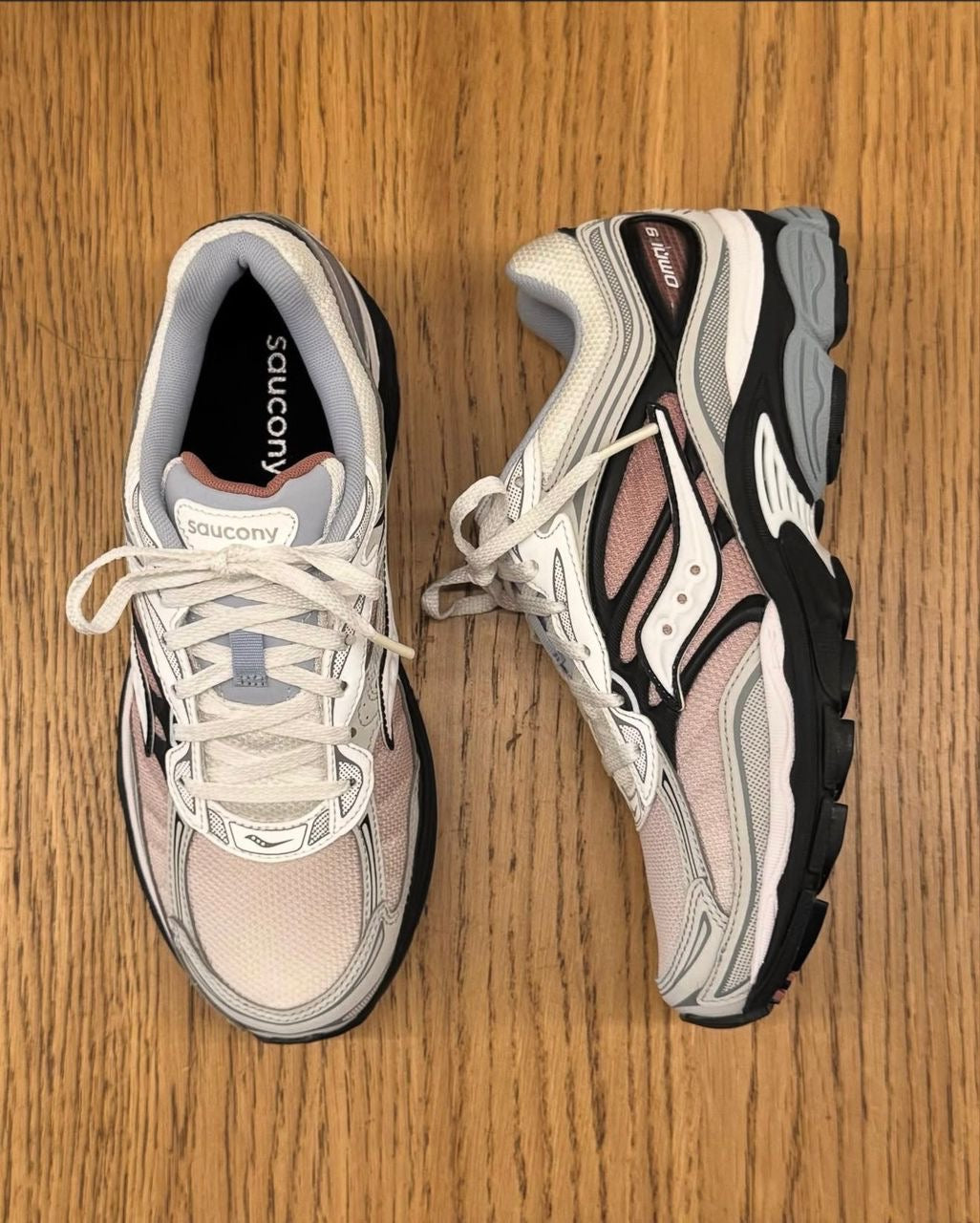 Saucony