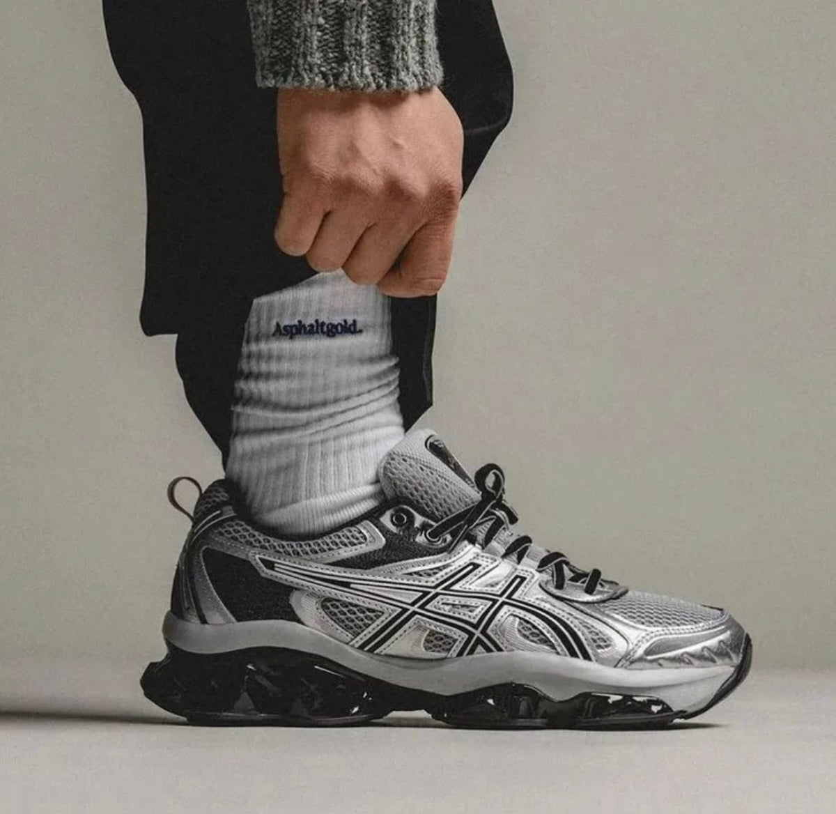 ASICS