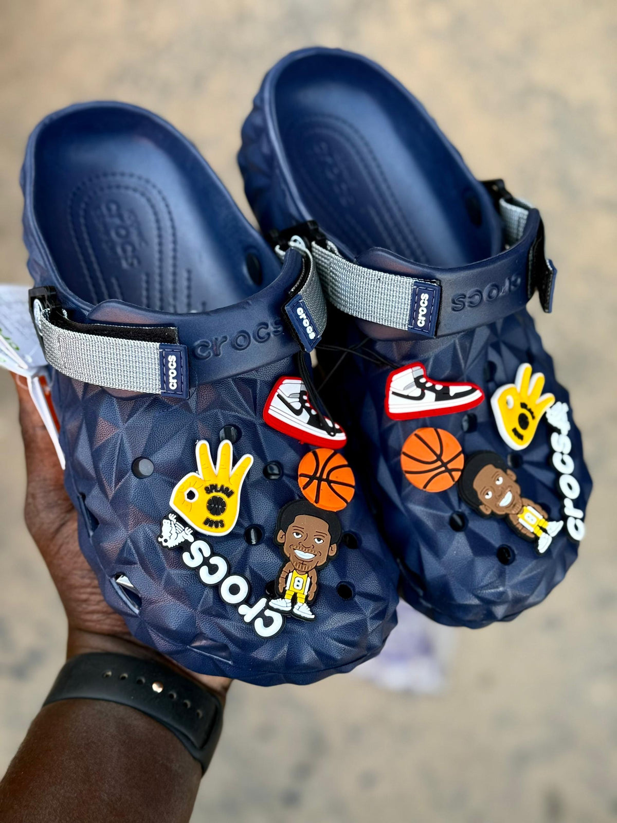 Crocs Clogs Vista Yukon Stichers 🤞🏀🤷‍♂️