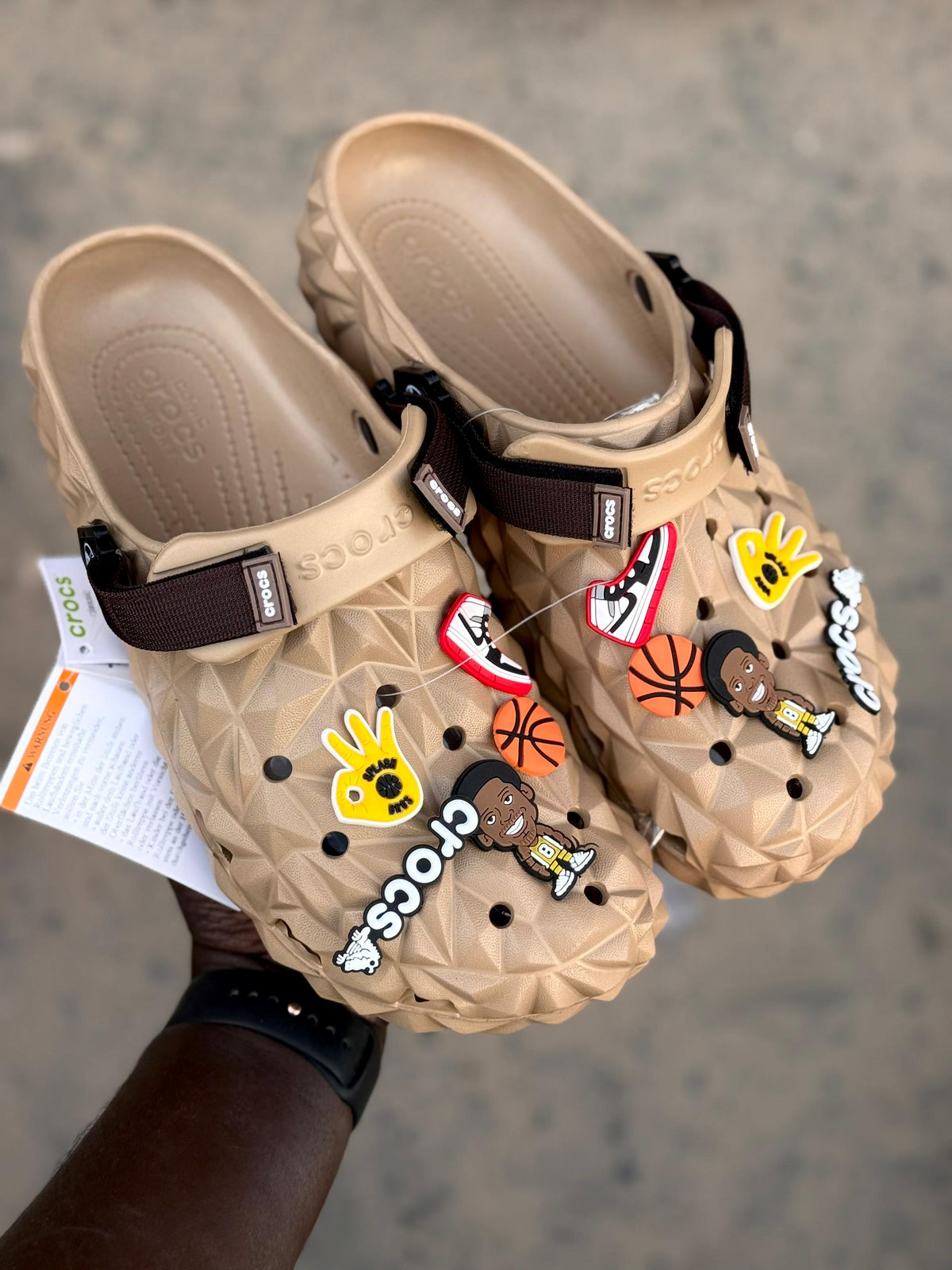 Crocs Clogs Vista Yukon Stichers 🤞🏀🤷‍♂️