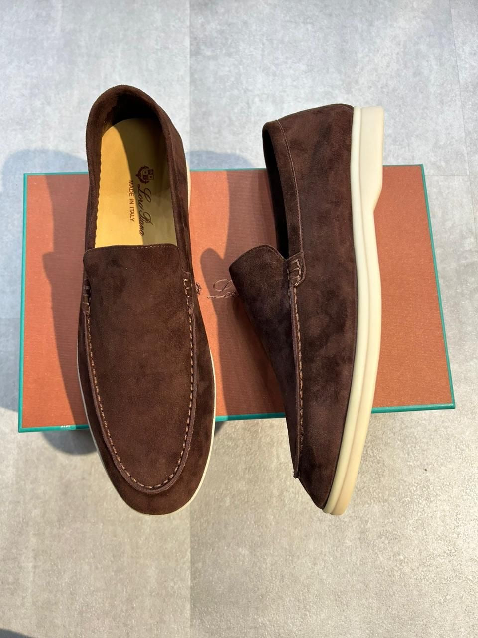 Mocassins Loro Piana en Daim Cuir original