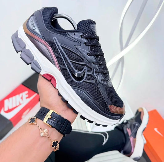 Nike Vomero 5