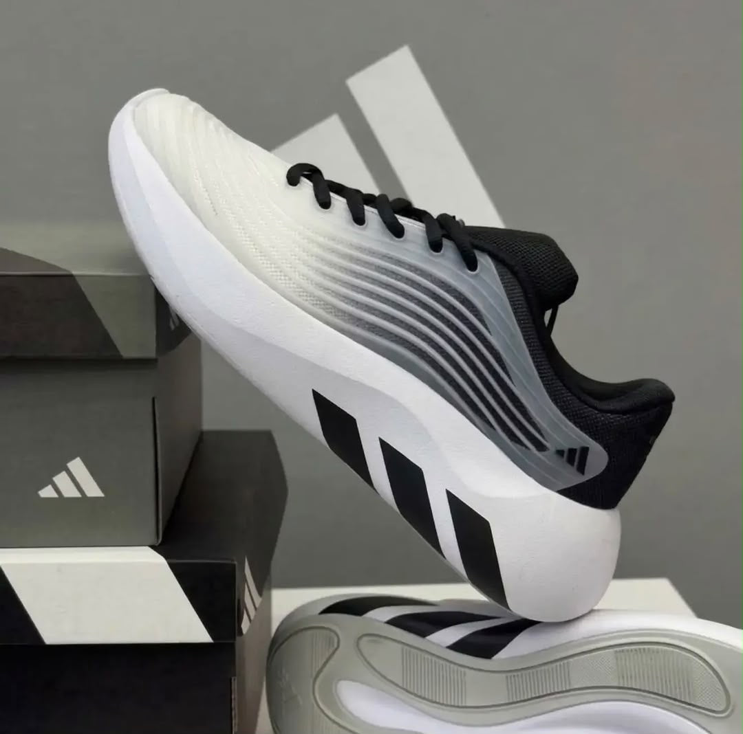 Basket Trainning Adidas  orthopédiques Authentique