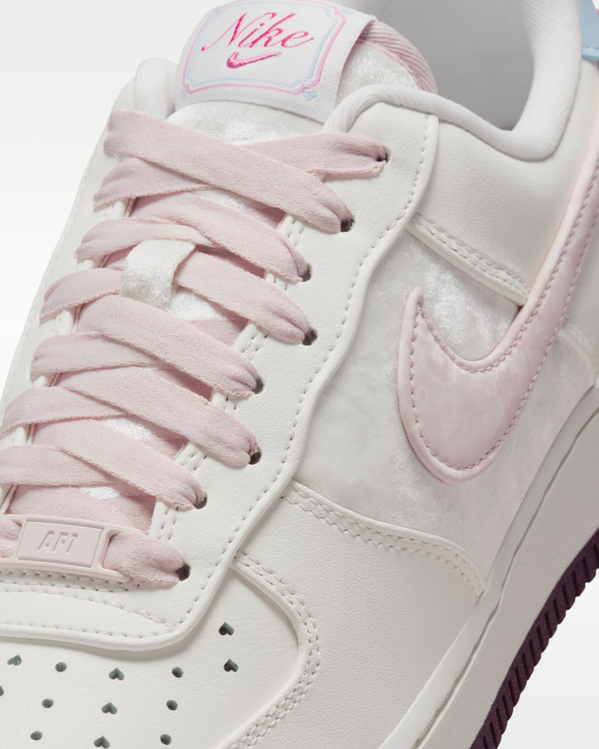Nike Air Force One Valentine´s day
