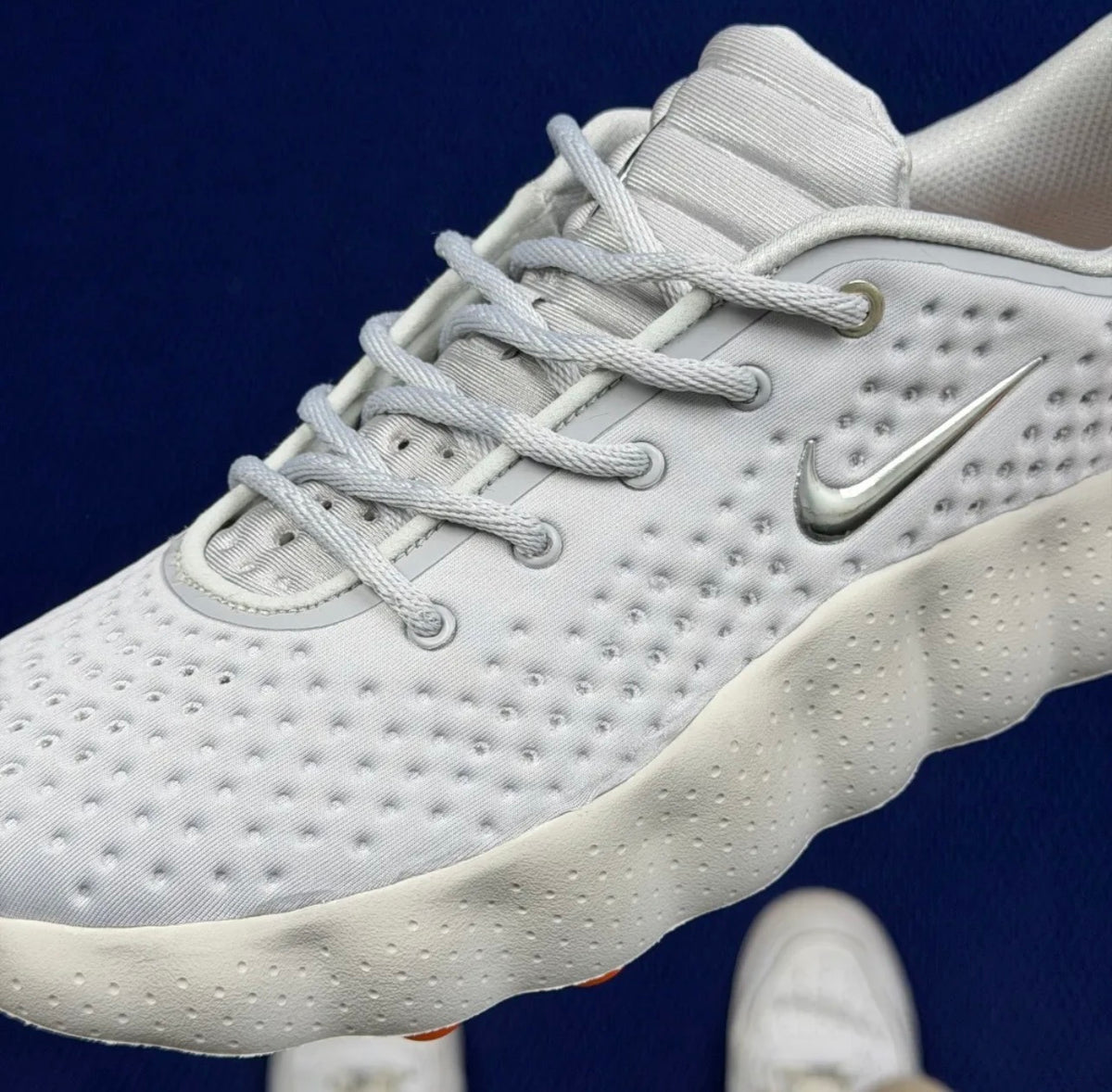 Basket NIKE MIND AUTHENTIQUE