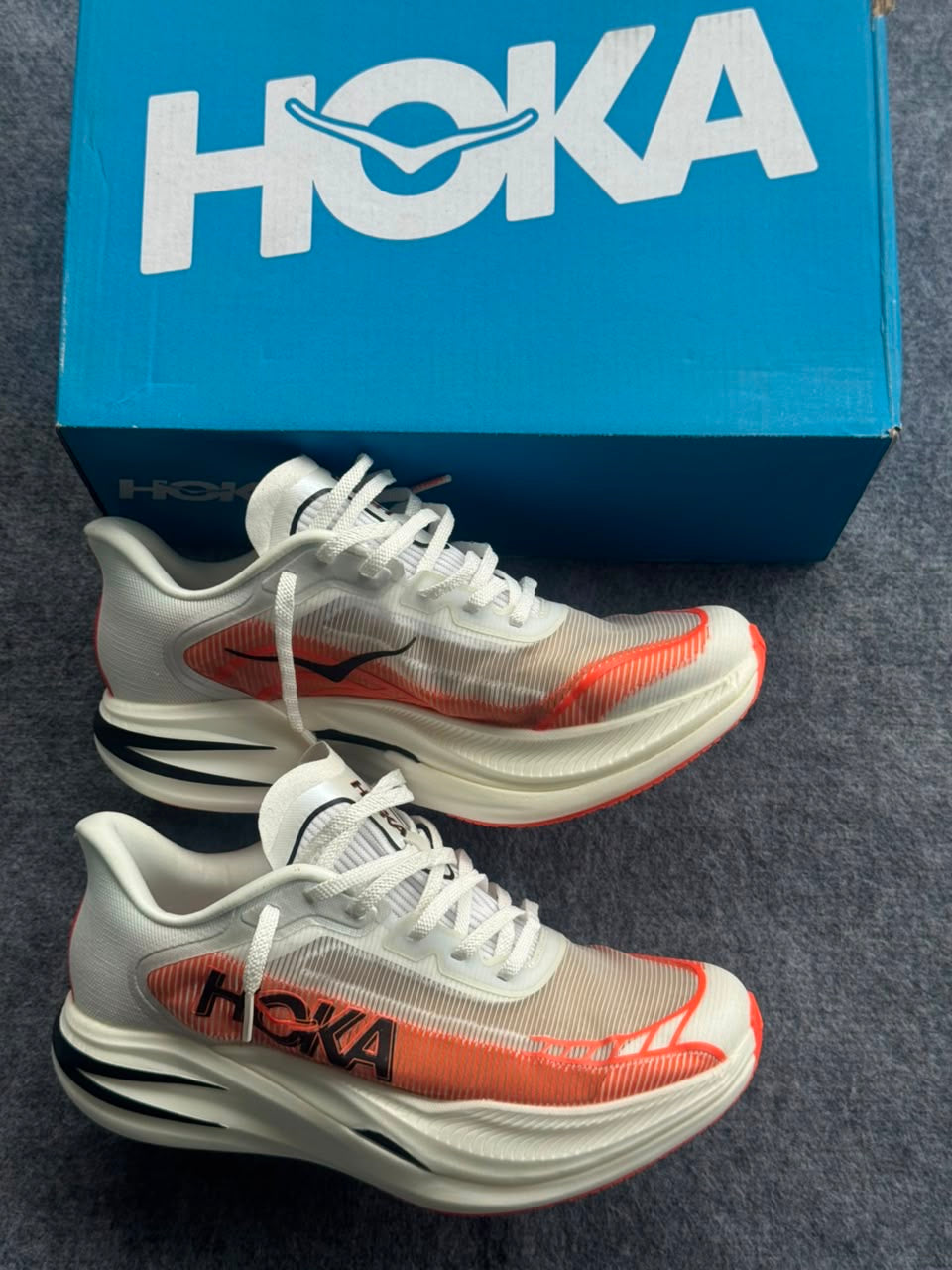 Basket Running HOKA