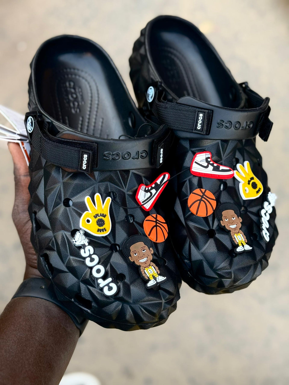 Crocs Clogs Vista Yukon Stichers 🤞🏀🤷‍♂️