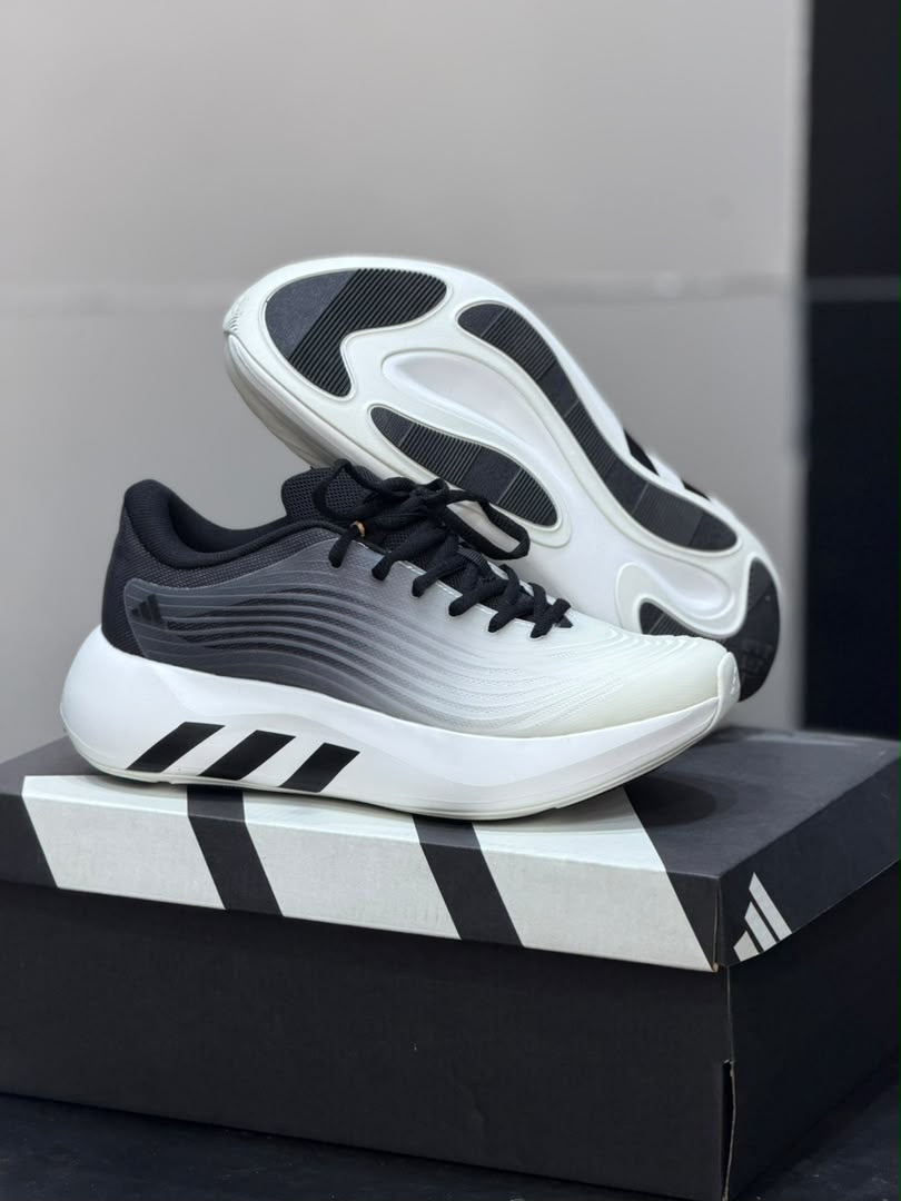 Basket Trainning Adidas  orthopédiques Authentique