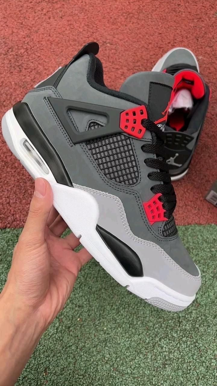 Nike JORDAN 4️⃣ Authentique