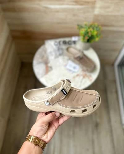 Crocs Clogs Yukon authentique