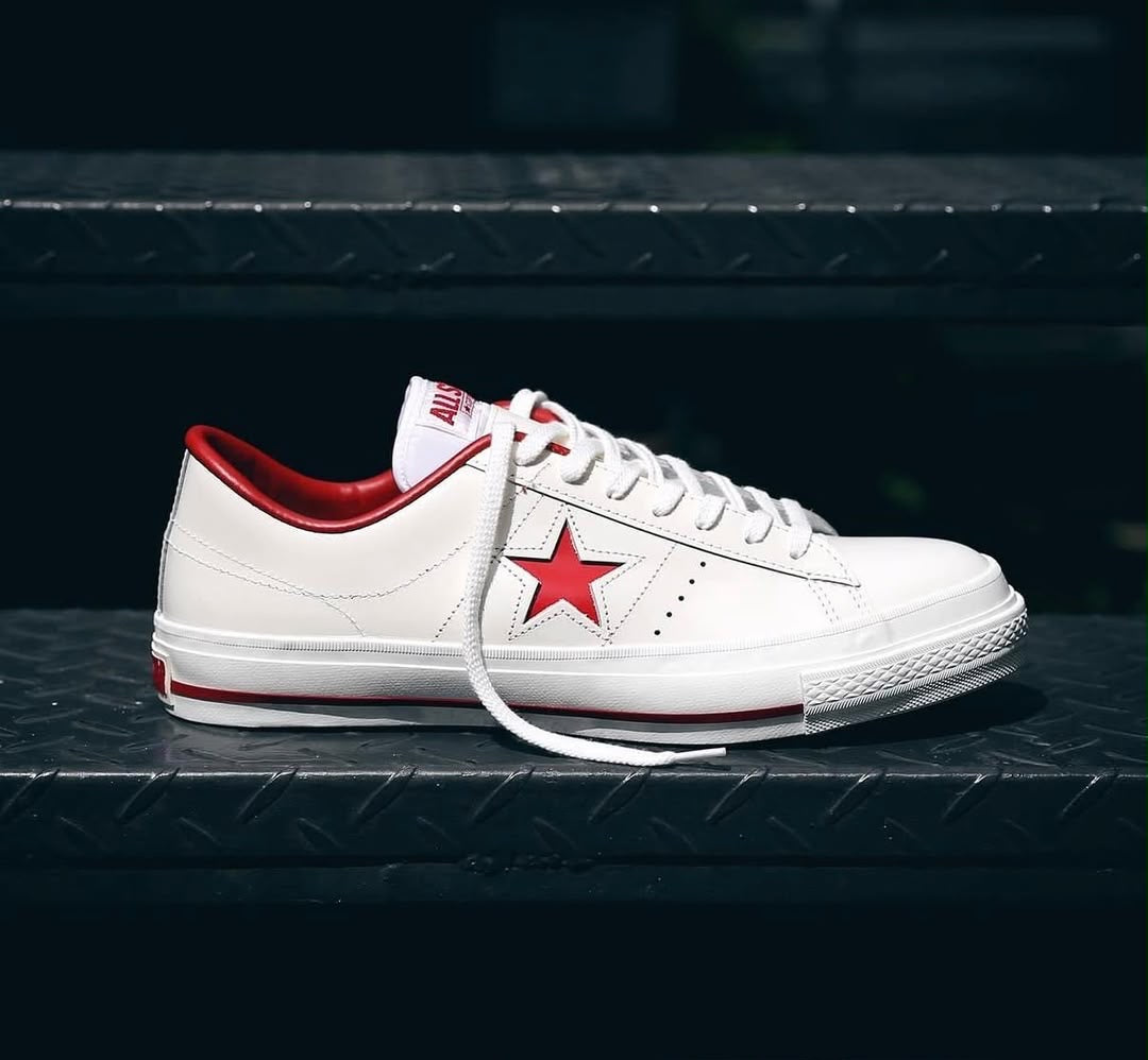 All Star Converse One Star J White/Red en cuir blanc